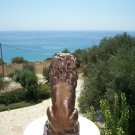 Ramona Apartamento Lourdata (Kefalonia)